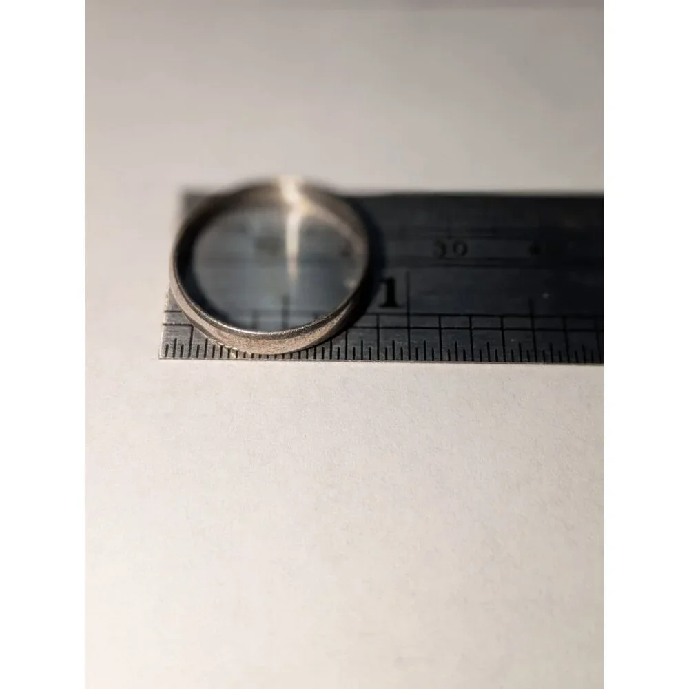 Sterling Silver 925 Ring Size 8 Elegant Minimalist Band Jewelry - Picture 4 of 7